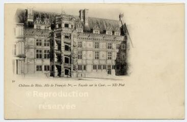 1 vue  - Le château, aile de François 1er, façade sur la cour. (ouvre la visionneuse)