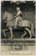 1 vue  - La statue équestre de Louis XII. (ouvre la visionneuse)