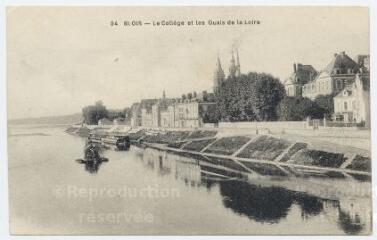 1 vue  - Le collège et les quais de la Loire. (ouvre la visionneuse)