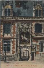 1 vue  - Le château, aile Louis XII.- Le portail. (ouvre la visionneuse)