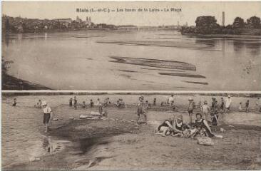 1 vue  - Les bords de la Loire. La plage. (ouvre la visionneuse)