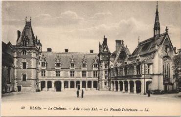 1 vue  - Le château.- Aile Louis XII, la façade intérieure. (ouvre la visionneuse)