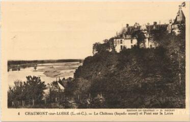 1 vue  - Château.- Façade ouest et le pont sur la Loire. (ouvre la visionneuse)