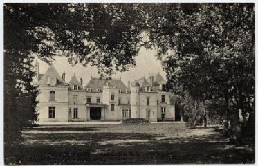 1 vue  - Château de la Borde, vue prise du sud. (ouvre la visionneuse)