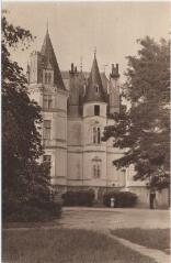 1 vue  - La Sistière – Façade sud du Château. (ouvre la visionneuse)