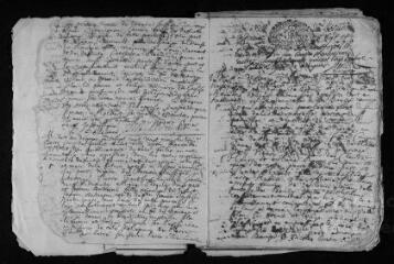 52 vues  - Registre paroissial. Baptêmes, mariages, sépultures (juin 1725-1727) (ouvre la visionneuse)