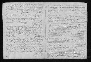 7 vues  - Registre paroissial. Sépultures (février-décembre 1755) (ouvre la visionneuse)