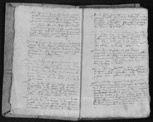 103 vues  - Registre paroissial. Baptêmes (1600-mars 1615) (ouvre la visionneuse)