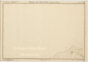 1 vue [Blois] : ville de Blois, plan topographique régulier dressé par le Ministère de la Reconstruction et de l'Urbanisme, [secteur des Clouseaux], 1941-1949, plan imprimé.