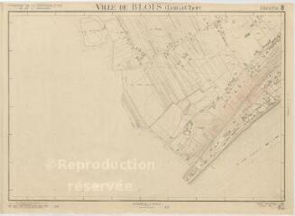 1 vue [Blois] : ville de Blois, plan topographique régulier dressé par le Ministère de la Reconstruction et de l'Urbanisme, [secteurs Quinière et le Chapitre], 1941-1949, plan imprimé.