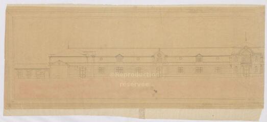 1 vue [Blois : dépôt d'étalons de Blois (haras) : façade sud, ca 1878]. Provenance : fonds de l'architecte Jules de La Morandière (F 424-427)