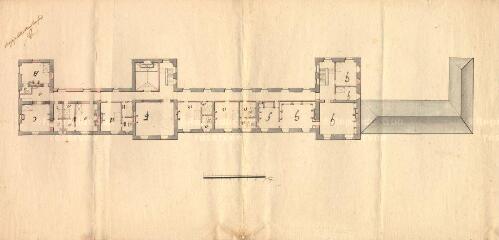 1 vue MENARS.- Château : plan de détail d'un étage du bâtiment principal ; sd ; échelle de 7 Toises