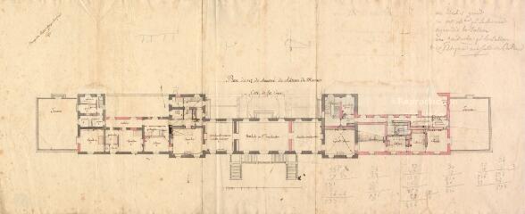 2 vues MENARS.- Château : plan de détail de l'aménagement du rez-de-chaussée du côté de la cour ; sd ; échelle graphique