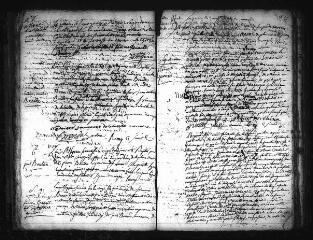 575 vues  - Registre d\'état civil. microfilm des registres des baptêmes, mariages, sépultures. (juin 1766-1792). microfilm des registres des naissances, mariages, décès. (1793-fructidor an III) (ouvre la visionneuse)