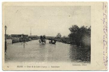 1 vue  - Crue de la Loire (1907), sauveteurs. (ouvre la visionneuse)