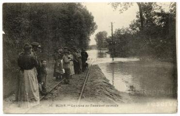 1 vue  - La ligne du tramway inondée. (ouvre la visionneuse)
