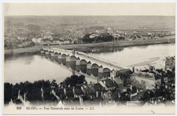1 vue  - Vue générale vers la Loire. (ouvre la visionneuse)
