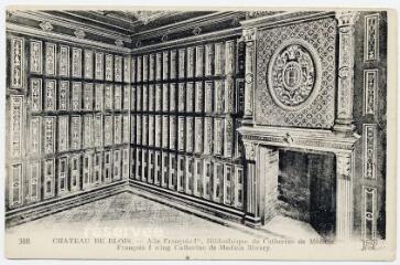 1 vue  - Le château, aile François 1er, bibliothèque de Catherine de Médicis. (ouvre la visionneuse)