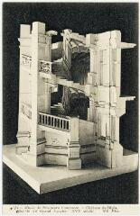 1 vue  - Musée de sculpture comparée, château, modèle du grand escalier (XVIe). (ouvre la visionneuse)