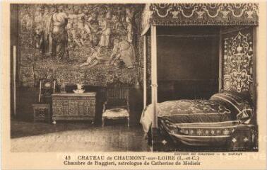 1 vue Château.- Chambre de Ruggiéri, astrologue de Catherine de Medicis.