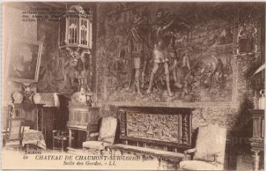1 vue Château.- Salle des gardes, tapisserie de Beauvais représentant Hannibal montrant du haut des Alpes la plaine d'Italie à ses soldats (XVIe siècle).