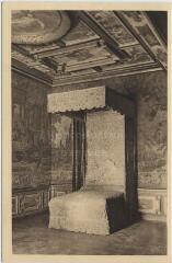 1 vue Château, la chambre du roi.