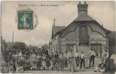 1 vue Route de Vendôme.