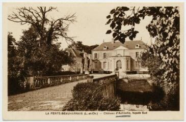 1 vue  - Château d\'Autroche, façade sud. (ouvre la visionneuse)