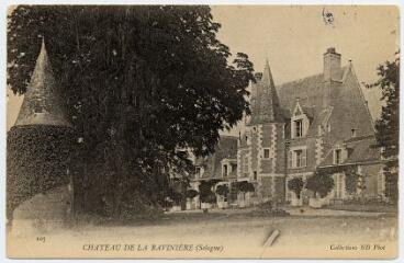 1 vue  - Château de la Ravinière. (ouvre la visionneuse)