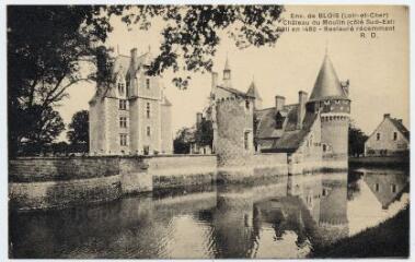 1 vue  - Château du Moulin (côté sud-est). Bâti en 1480. Restauré récemment. (ouvre la visionneuse)