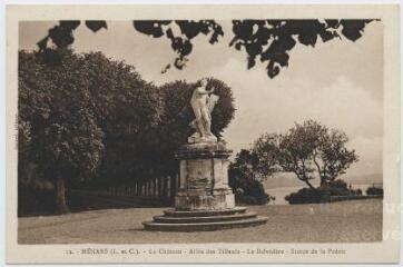 1 vue  - Le château, allée des tilleuls, le Belvédère, statue de la poésie. (ouvre la visionneuse)