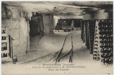 1 vue  - Caves de champagnisation, J.M. Monmousseau dans les galeries. (ouvre la visionneuse)