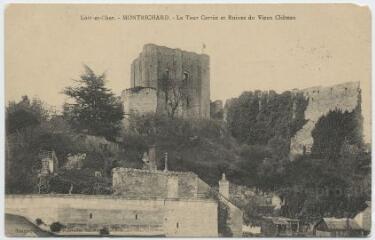 1 vue  - La tour carrée et ruines du vieux château. (ouvre la visionneuse)