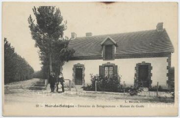 1 vue Domaine de Boisgenceaux, maison du garde.
