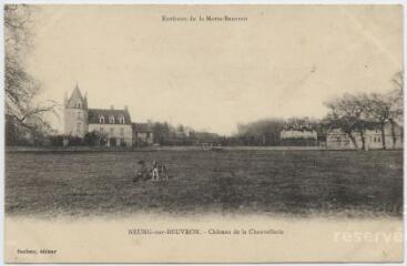 1 vue  - Château de la Chauvellerie. (ouvre la visionneuse)