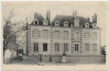 1 vue  - Château de Chanteloire. (ouvre la visionneuse)