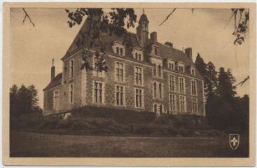 1 vue  - Château de Glatigny. (ouvre la visionneuse)