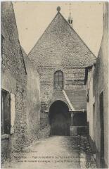 1 vue Pignon occidental de l'église de Saint-Christophe, classé monument historique.