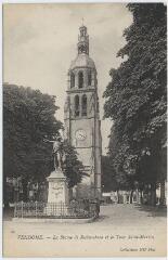 1 vue  - La statue de Rochambeau et la tour Saint-Martin. (ouvre la visionneuse)