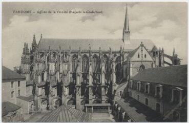 1 vue  - Eglise de la Trinité (façade latérale sud). (ouvre la visionneuse)