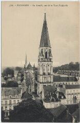 1 vue  - La Trinité, vue de la tour Saint-Martin. (ouvre la visionneuse)