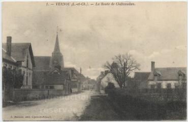 1 vue  - La route de Châteaudun. (ouvre la visionneuse)