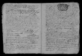 33 vues Registre paroissial. Baptêmes, mariages, sépultures (février 1720-mars 1723)