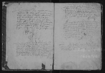 132 vues  - Registre paroissial. Baptêmes (1562-avril 1589) (ouvre la visionneuse)