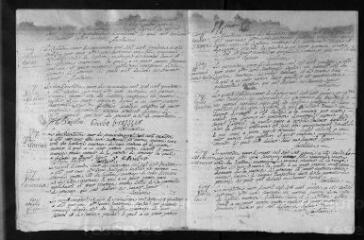 125 vues Registre paroissial. Baptêmes, mariages (mai-décembre 1713) ; baptêmes, mariages, sépultures (1714-1742)
