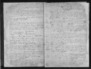 24 vues Registre paroissial. Baptêmes, mariages, sépultures (avril 1725-décembre 1734)