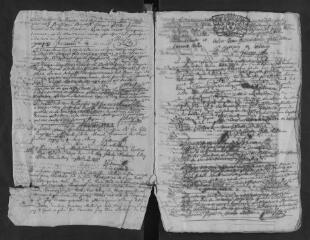 148 vues Registre paroissial. Baptême (décembre 1721) ; baptêmes, mariages, sépultures (1722-août 1732)