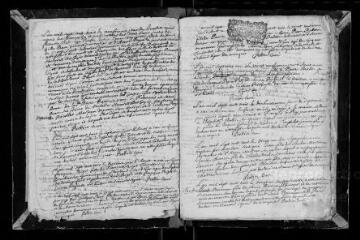 104 vues Registre paroissial. Baptêmes, mariages, sépultures (avril 1703-septembre 1721)