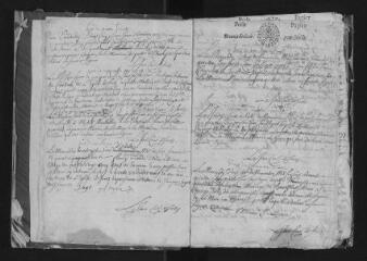 247 vues Registre paroissial. Baptêmes, mariages, sépultures (septembre 1675-octobre 1701)