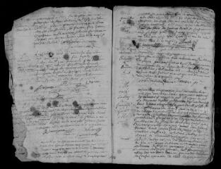 32 vues Registre paroissial. Baptêmes, mariages, sépultures (octobre 1722-mars 1725)